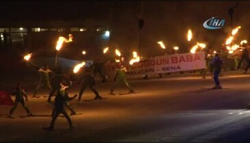 Ağaoğlu'ndan kızına Bursa'da unutulmaz kına gecesi