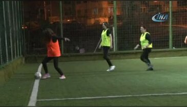 Bursa'da "Topuklu kramponlar" sahaya indi