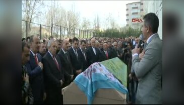 Bursa'da kaza kurbanı kadınlara, Kadınlar Günü'nde gözyaşlarıyla uğurlama