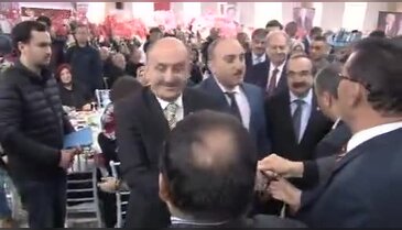 Bakan Müezzinoğlu Balkan ve Rumeli Dernekleri ile bir araya geldi