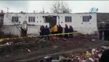 Suriyeli aile göçük altında kaldı: 1 ölü