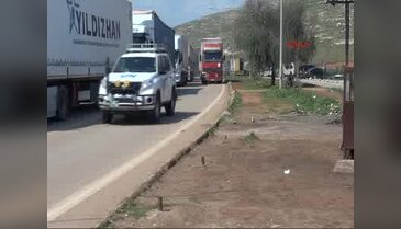 BM'den Suriye'ye 21 tır yardım