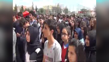 670 öğrenci hep birlikte 'Çanakkale' türküsü söyledi
