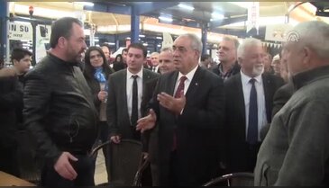 DSP Genel Başkanı Aksakal Bursa'da Gıda Tarım ve Hayvancılık Fuarı'nı gezdi
