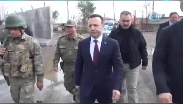 Vali Aksoy, operasyon merkezinde
