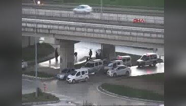 Kontrol noktasından kaçan Suriyeliler film gibi operasyonla yakalandı