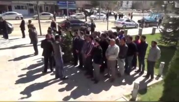Bakan Albayrak, gençlerden Cumhurbaşkanı için dua istedi