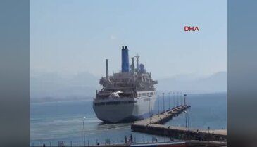 İngiliz turistler gemiyle geldi