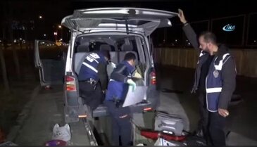 Aksaray'da minibüsün her yerinden kaçak sigara çıktı