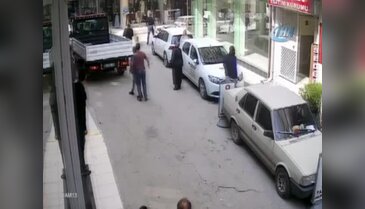 Polis-torbacı kovalamacası kamerada