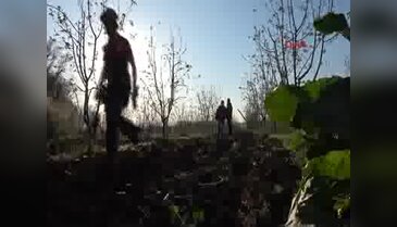Bursa'da saatlerce asılı kaldı! Avcılar ateş ederek kurtardı - 2