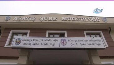 Rahatsız eden eski sevgilisini bıçakladı
