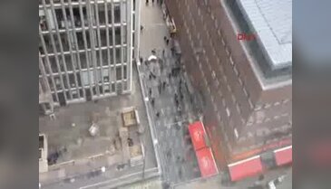 İsveç'in başkenti Stockholm'de kamyonlu saldırı!
