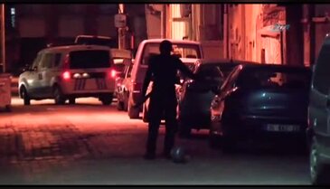 Alkol alıp pompalı tüfekle intihara kalkışan genci polis ikna etti
