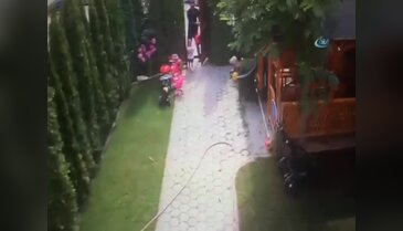 Baba kızını böyle kurtardı!