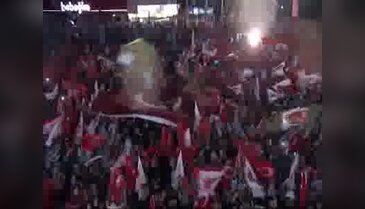 Başbakan Binali Yıldırım'dan balkon konuşması - 1