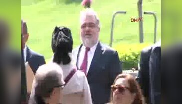 Erdoğan, Turgut Özal'ın kabrini ziyaret etti
