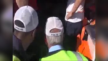 Otomobil şarampole yuvarlandı: 1 ölü 4 yaralı