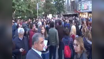 Manisa CHP'li gençler pazar gününe kadar her akşam eylem yapacak