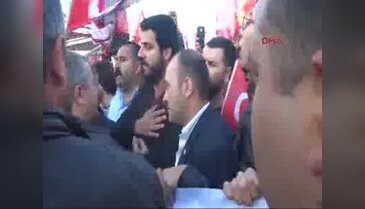 YSK'yı protesto etmek isteyen CHP'lilere polis engeli