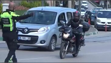 Bursa'da trafik ekiplerinden motosiklet operasyonu!