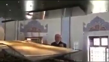 Restore edilen kaftan 12 yıl sonra yeniden türbede