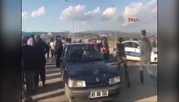 Mahalleli önce dayak attı, sonra polise teslim etti