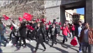 Bursalı gençler 57. Alay'a vefa için yürüdü
