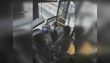 Otobüs şoförüne tekme tokat saldırı!