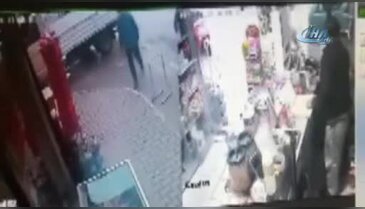 Bursa'da cinayet anı kameraya yansıdı!