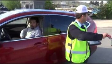 Trafik cezasına sevindi