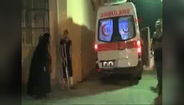 Borcunu 2 çocuk annesini taciz ederek kapatmak istedi