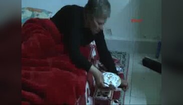 Evlatlık kızı gerçek ailesini bulup kendisini terk edince sokakta kaldı