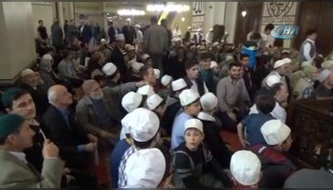 Bursa'da Aşere Takrip Tayyibe İcazetnamesini alan 9 hafız kurra hafız oldu