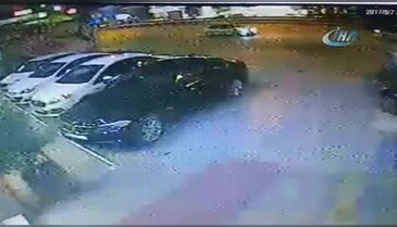 Bursa'da restoranda dehşet: 1 ölü, 1 yaralı