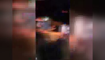 Boğazına inşaat demiri saplandı