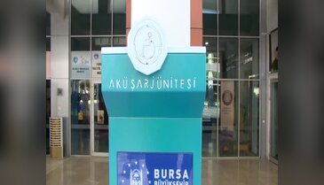 Bursa'da engelli vatandaşlar için akülü araç şarj üniteleri yerleştirildi