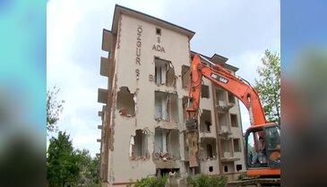 Bursa'da Özgür Sitesi'nde yıkım başladı
