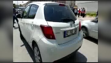 Trafikte tartıştığı hamile kadını vurdu