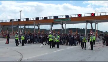 Beşiktaş taraftarları, Bursa girişinde teker teker arandı - 2