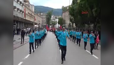 Bursa'da 19 Mayıs Atatürk'ü Anma, Gençlik ve Spor Bayramı töreni düzenlendi