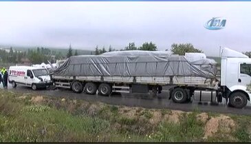 Patlayan lastiği değiştiren Bursalı tır sürücüsü hayatını kaybetti