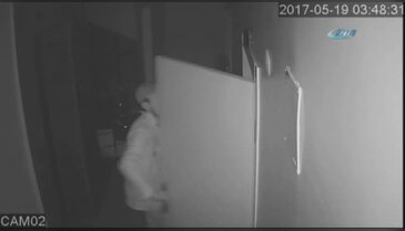 V maskeli hırsız kameraya takıldı