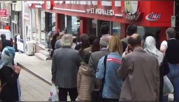 Bursa'da ucuz et izdihamı