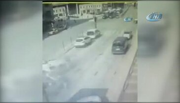 TIR 8 otomobili böyle biçti!