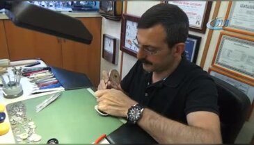 Bursa'da unutulmaya yüz tutmuş mekanik saatlere talep artıyor
