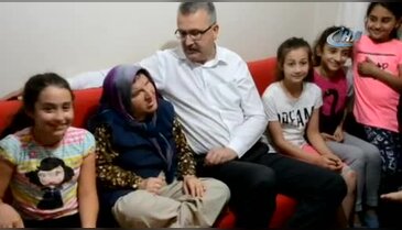 Bursa'da 50 yaşındaki görme engelli kadının Erdoğan sevgisi