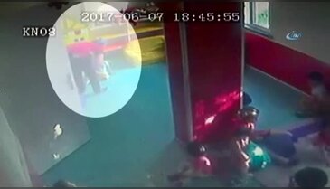 Skandal! 2 yaşındaki çocuğa kreşte darp
