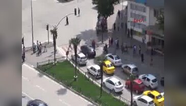 Bursa'da deprem oldu! Vatandaşlar sokağa döküldü