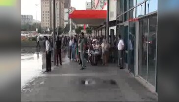 AVM'ye bomba ihbarı! Giriş çıkışlar kapatıldı